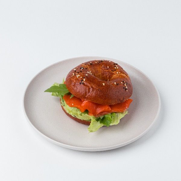 Бэйгл с форелью