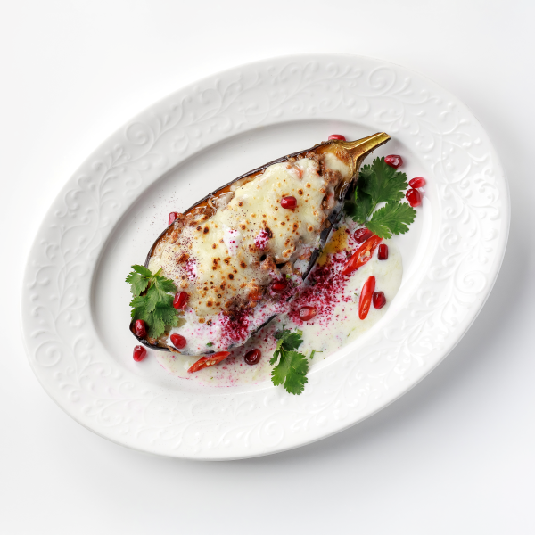 Запеченый баклажан с телятиной и сулугуни