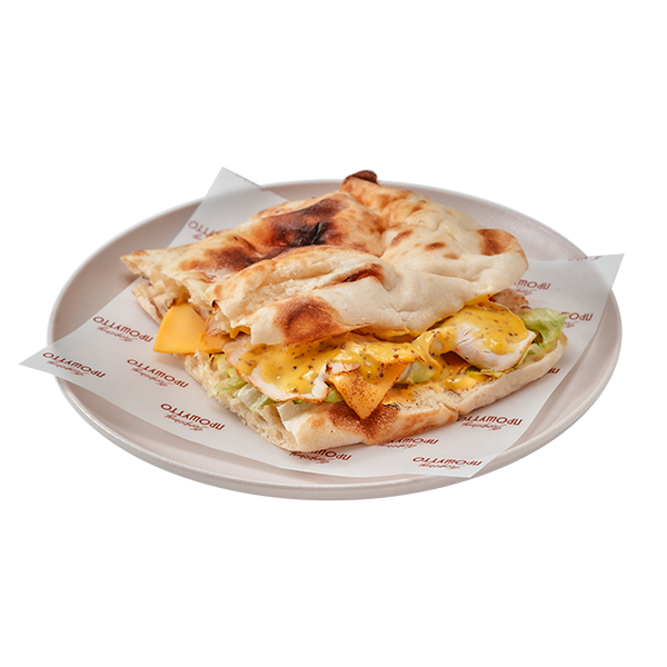 Сэндвич с пастрами  из индейки и чеддером