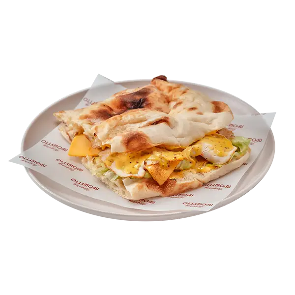 Изображение Сэндвич с пастрами  из индейки и чеддером