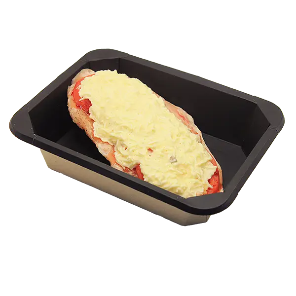 Изображение Отбивная из филе курицы с помидорами в тайском соусе под сыром